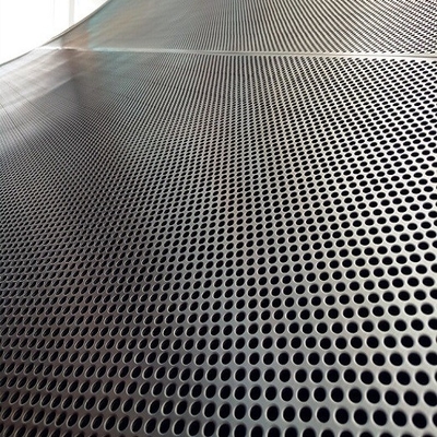 feuille perforée de GI de 0.8mm Mesh Round plongé chaud/place/Diamond Hole Shape