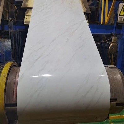 Surface régulière de paillette de bobine en acier de Galvalume de PPGL enduite d'une première couche de peinture par 55%