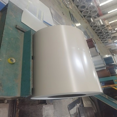 Bobine en acier de PPGL enduite d'une première couche de peinture par décoration pour le plat de bateau 600mm - 1500mm