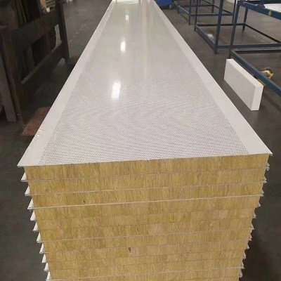 Bobine galvanisée laminée à chaud décorative de feuille perforée de GI