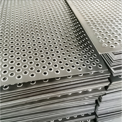 Métal perforé en aluminium Mesh Sheet d'acier inoxydable de feuille de la distance 6mm du diamètre 3mm