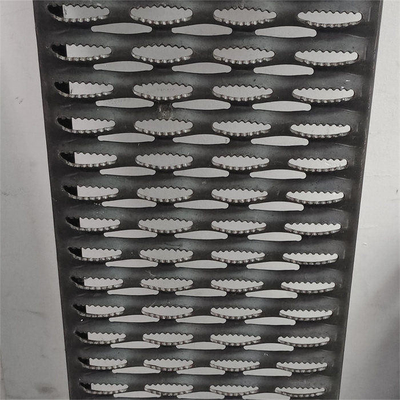 Feuilles perforées de plat de dérapage de bouche de crocodile anti pour l'escalier et le plancher