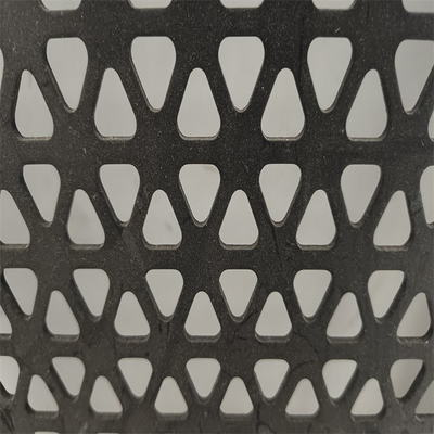 Tôle perforée de fer galvanisé de trou triangulaire pour la décoration