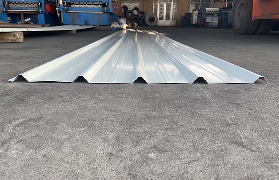 0.6mm tôle d'acier ondulé blanc vert SGCC pour les tôles de toiture