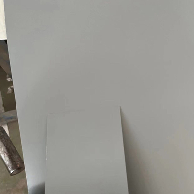PPGL JISG3322 Coil en acier revêtement PE blanc 600-1250mm AZ50 zinc