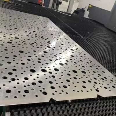 3mm en aluminium ont perforé le rond en aluminium de panneau
