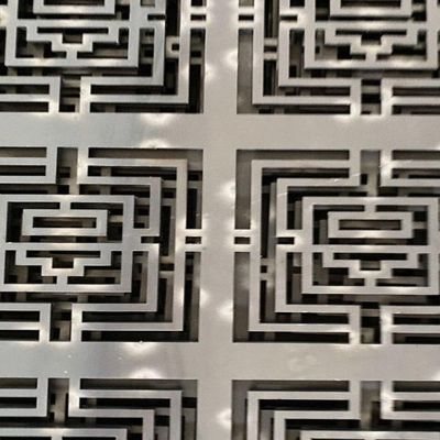 Feuille SUS301 perforée en aluminium inoxydable au-dessous de 1500mm