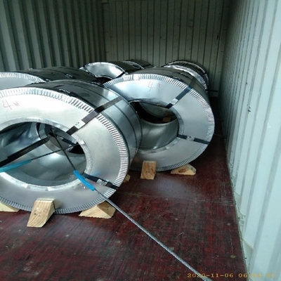 610MM ont enduit la bobine d'une première couche de peinture en acier galvanisée de PPGL pour la porte de volet de rouleau
