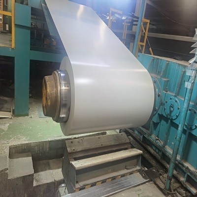Surface régulière de paillette de bobine en acier de Galvalume de PPGL enduite d'une première couche de peinture par 55%