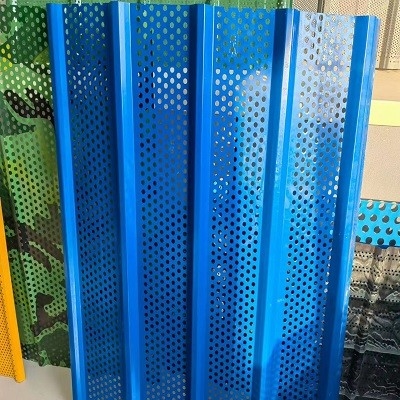Feuille en aluminium perforée de revêtement de PE/PVDF pour la décoration